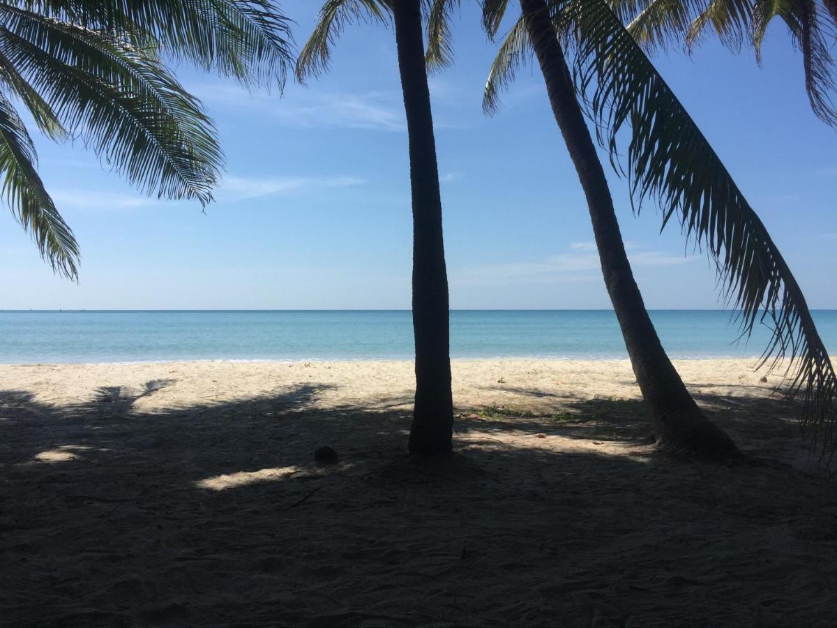 Harry'S Beach Club 班佩 外观 照片
