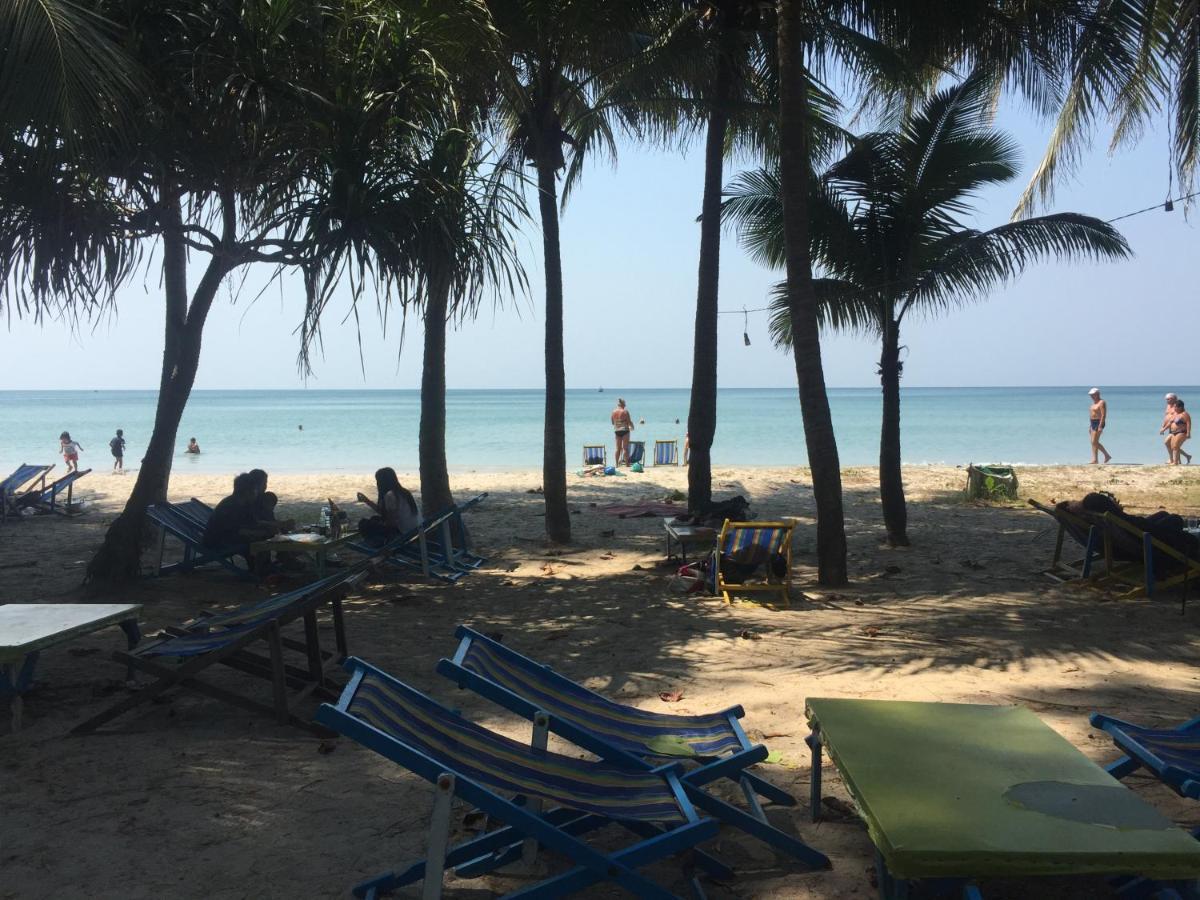 Harry'S Beach Club 班佩 外观 照片