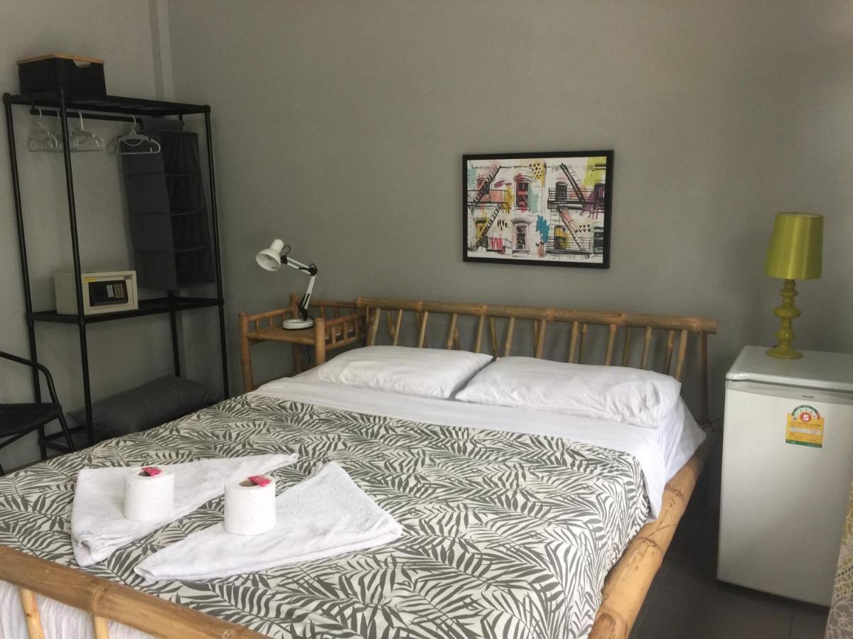 Harry'S Beach Club 班佩 外观 照片