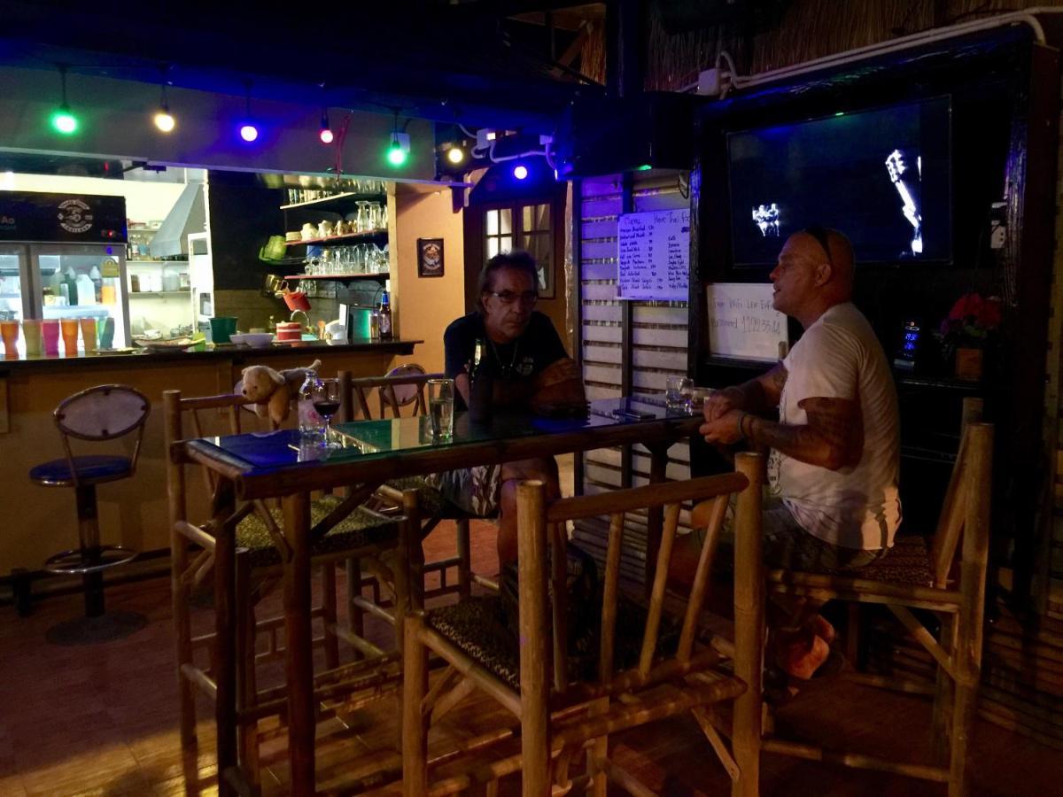 Harry'S Beach Club 班佩 外观 照片