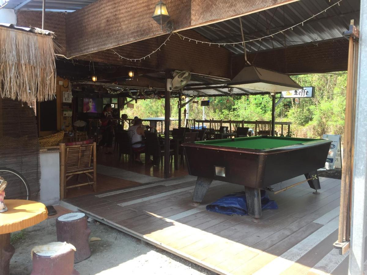 Harry'S Beach Club 班佩 外观 照片