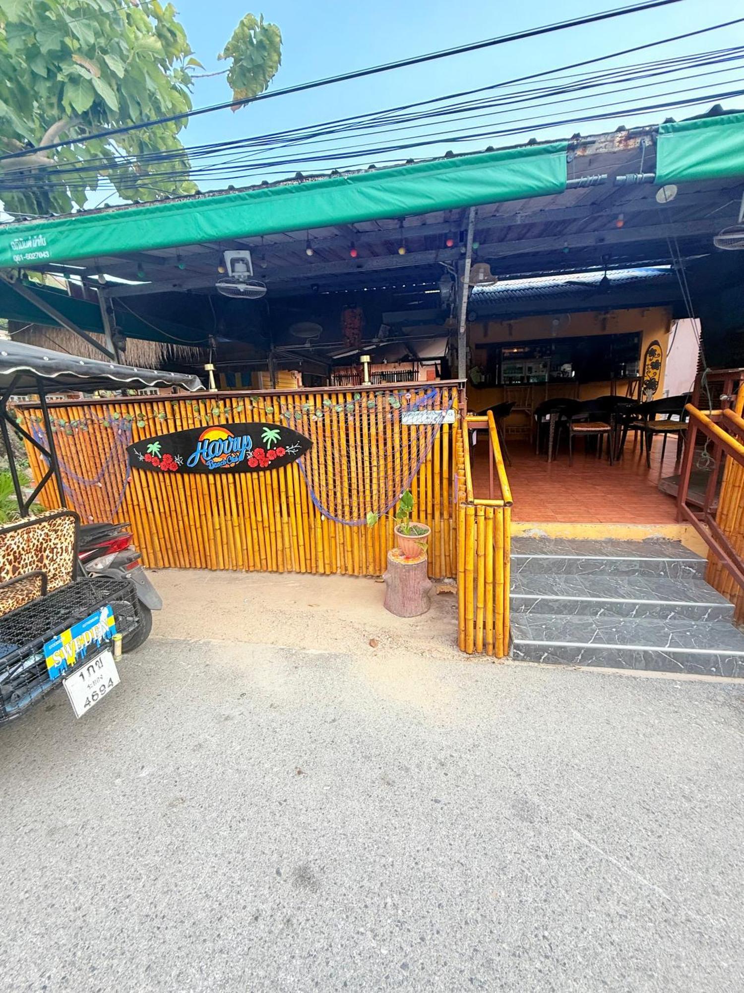 Harry'S Beach Club 班佩 外观 照片