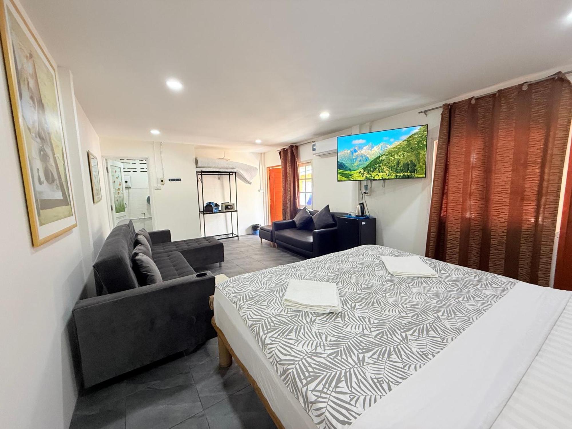 Harry'S Beach Club 班佩 外观 照片